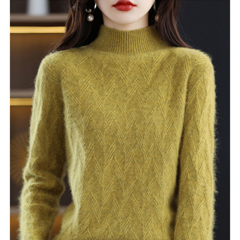 Knitted loose fitting pullover base shirt