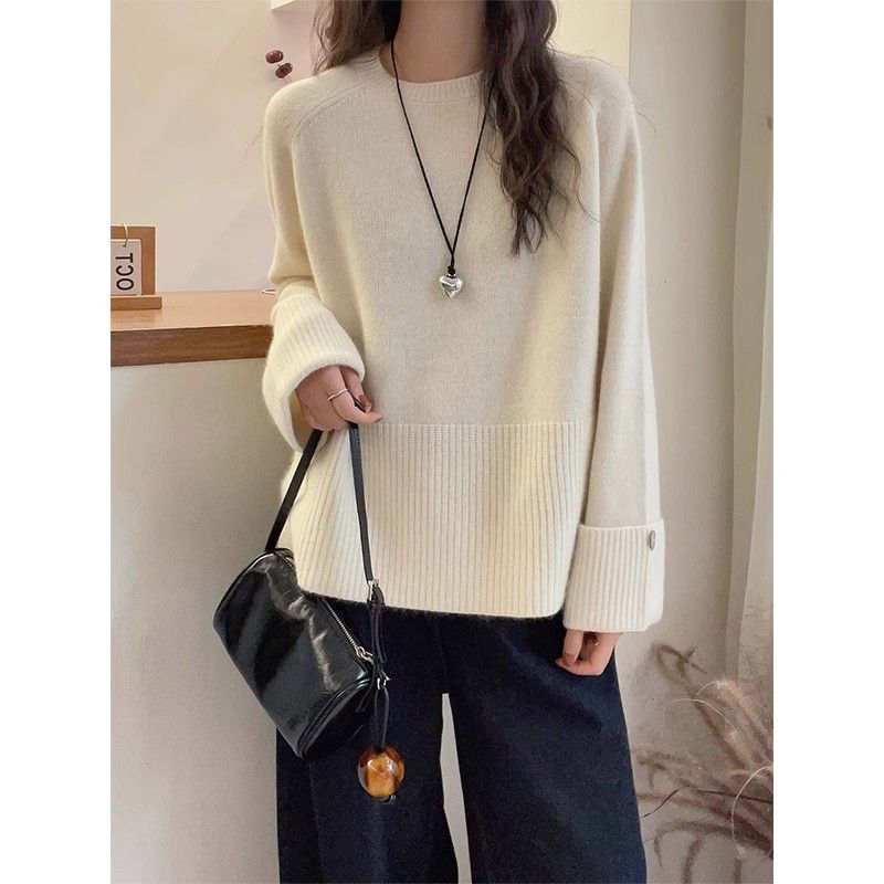 Thick round neck sweater for women in autumn and winter