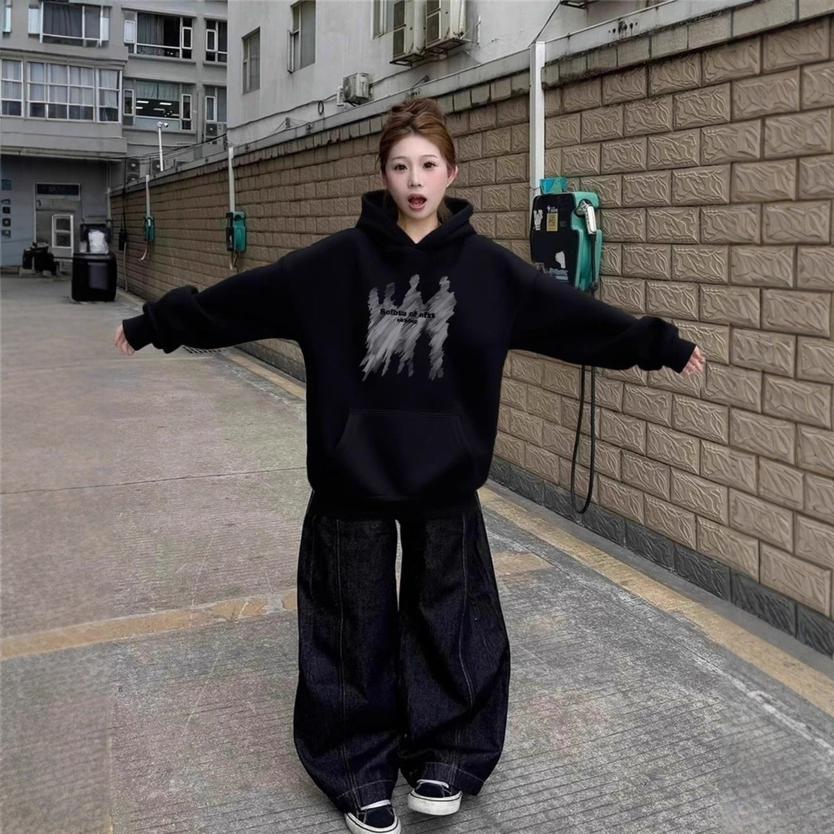 Oversized Sweatshirt for Men and Women – Portrait Print