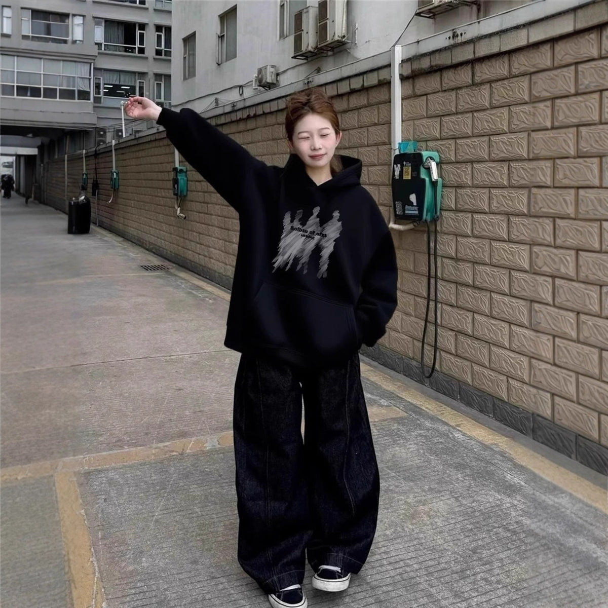 Oversized Sweatshirt for Men and Women – Portrait Print
